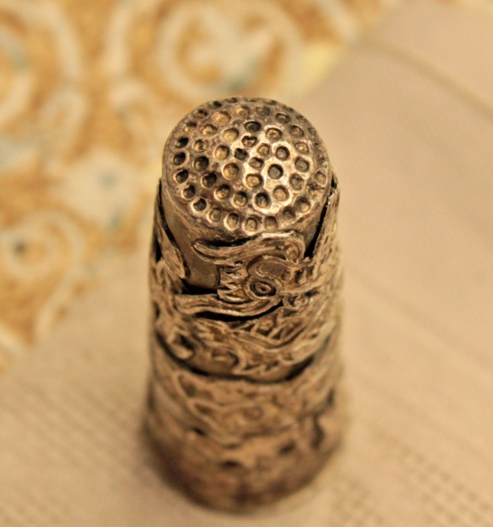 Extra Large Full Finger Eastern Dragon Sterling Silver Thimble Sewing Accessory