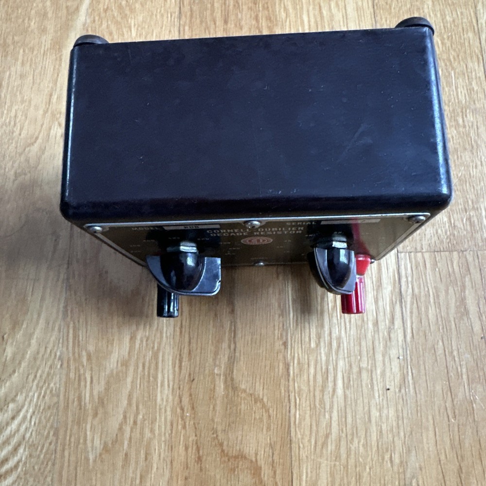 Vintage Cornell-Dubilier RDB Decade Resistor Box 100Ω–10kΩ ±3% Bakelite Lab