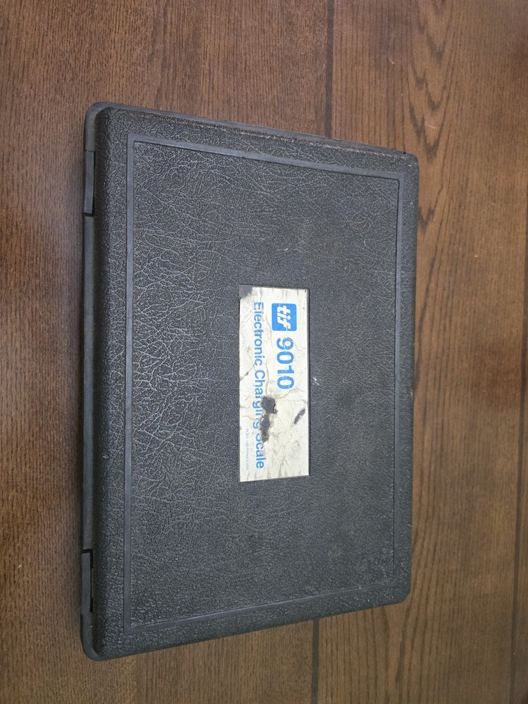 9010 Slimline Electronic Refrigerant Charging Scale - tif Instruments