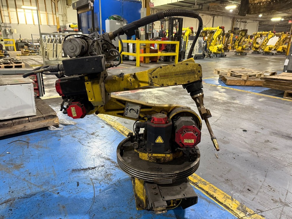 FANUC ArcMate 100iB Robot USED