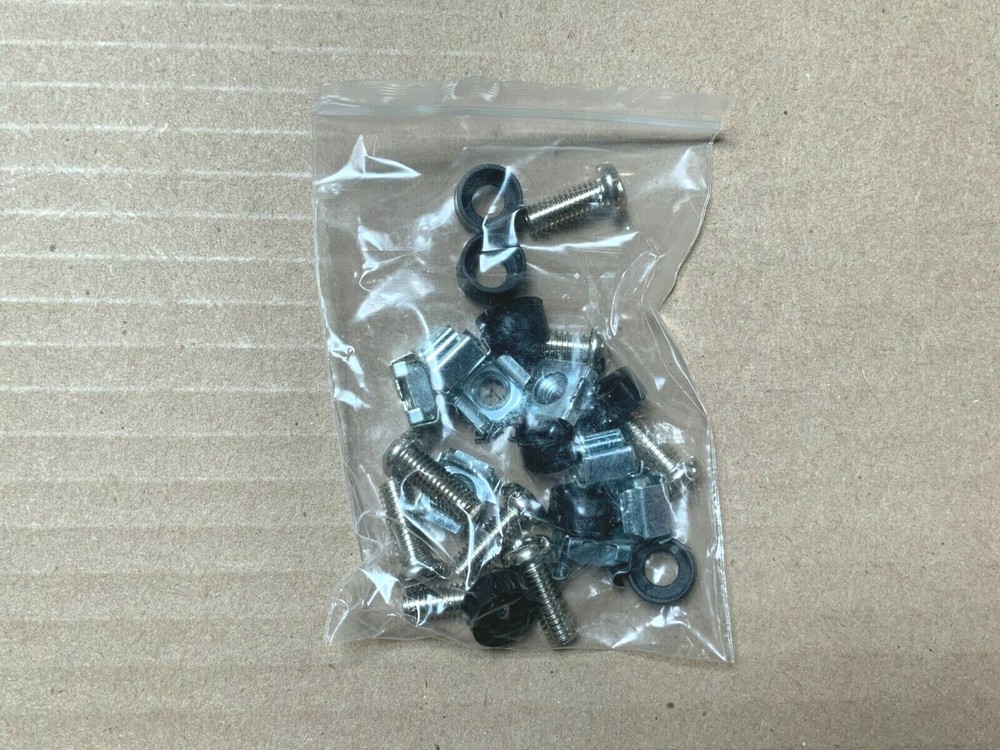 APC NetShelter Blanking Panel Kit AR8108BLK 1U ❤️️✅❤️️✅ OPEN BOX - READ