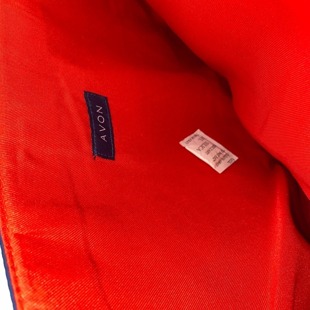 Avon, Hearts Aglow Tote, NWT