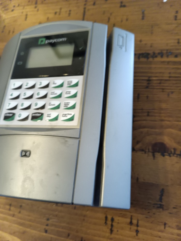 Paycom Time clock Terminal (No Power Cord / Key) Untested A6