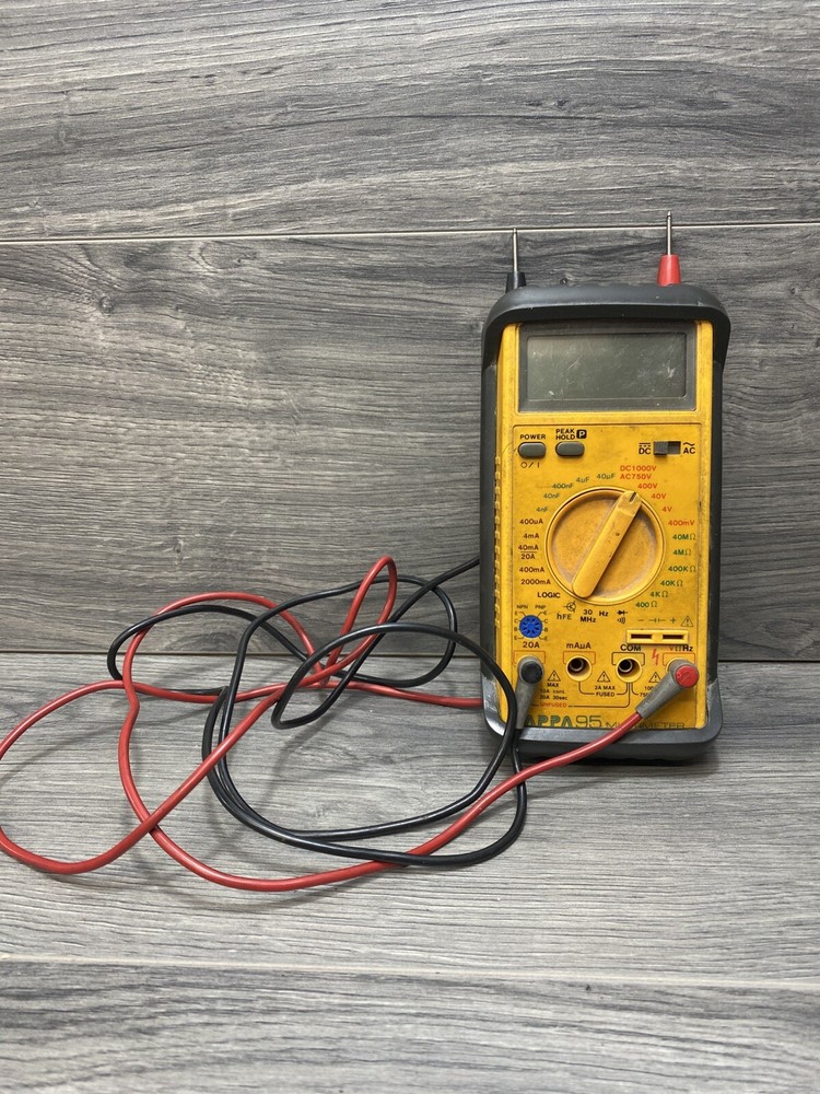 Appa95 Multimeter with test probes and rubber case