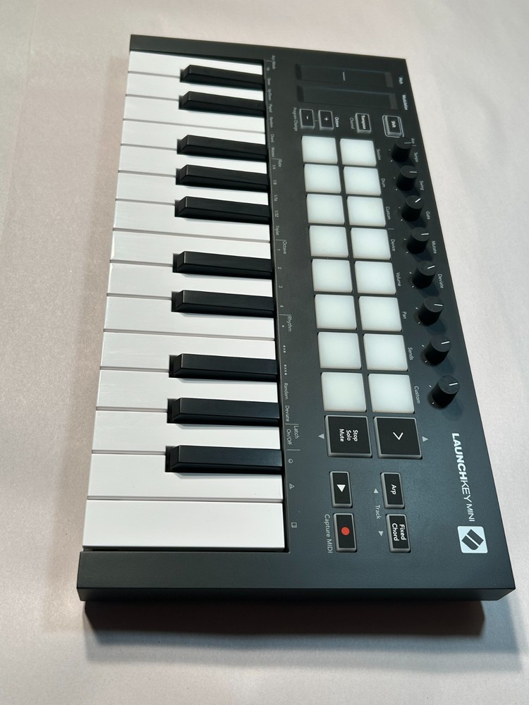 Novation Launchkey Mini MK3 MIDI Controller w/ Box & Accessories