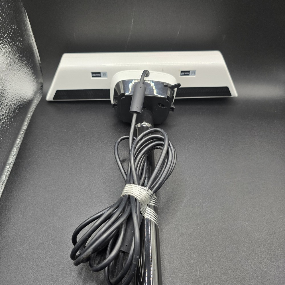 Microsoft Xbox 360 Kinect Sensor White WITH adjustable Mount | USB