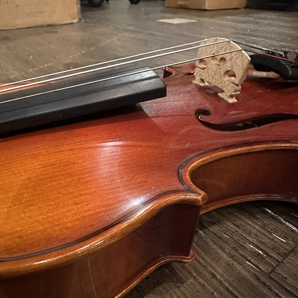 Suzuki No.300 1/2 Violin - a333