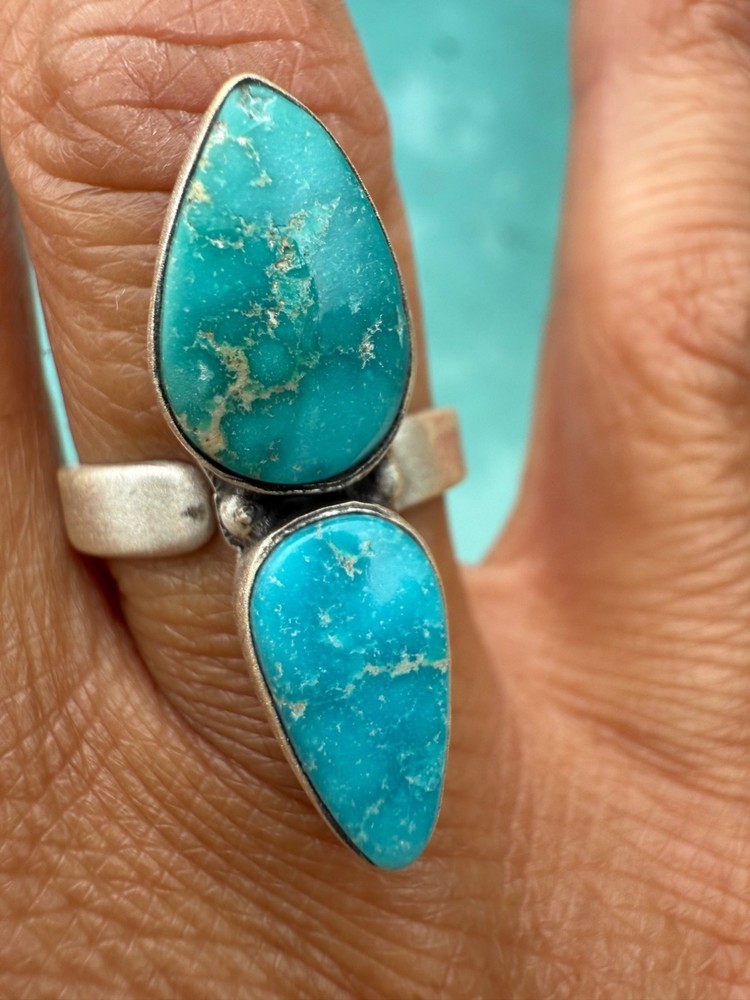 Blue Ridge Turquoise Sterling Silver Southwestern Statement Ring Closed back