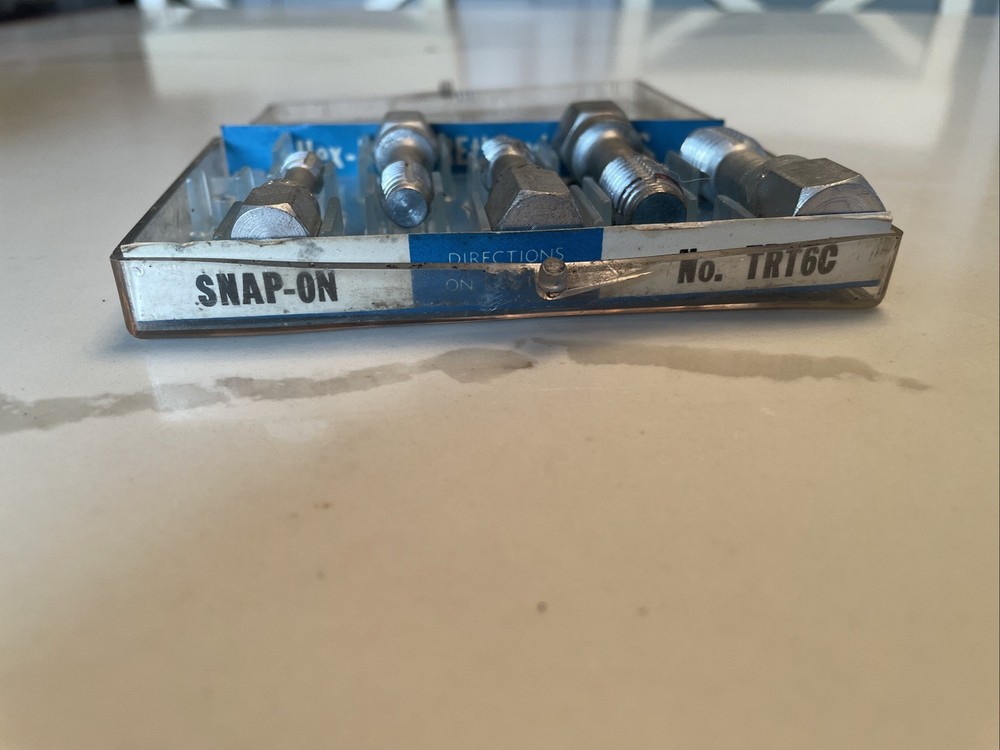 Snap On TRT-6C Coarse Hex Drive Rethreading Taps MISSING 1/4
