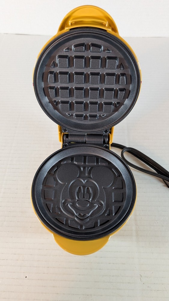 Disney Mickey Mouse Mini Waffle Maker (NEW OPEN BOX)