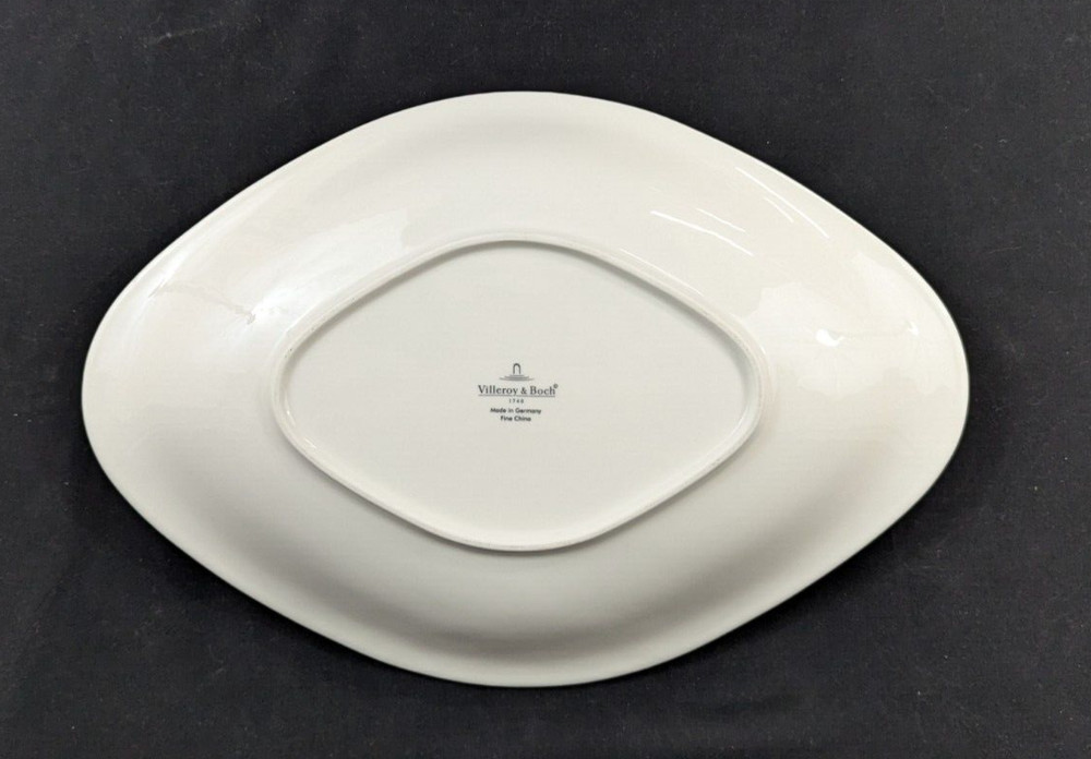 VILLEROY & BOCH DUNE LINES 15+" PLATTER