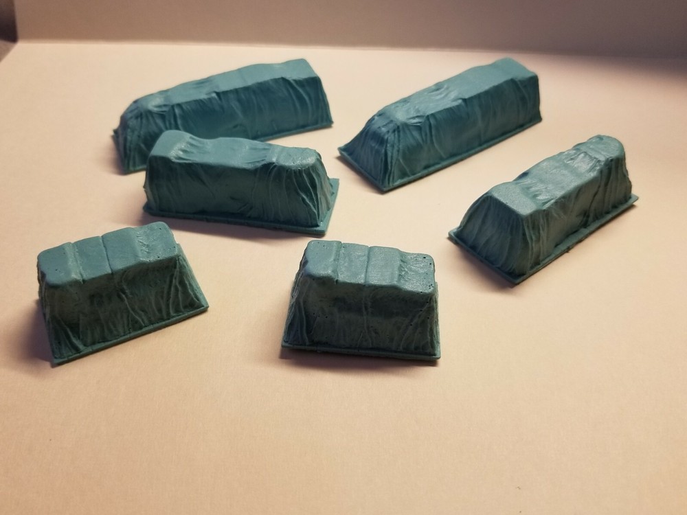 HO Scale Green Tarped Loads - Scenery Accessories