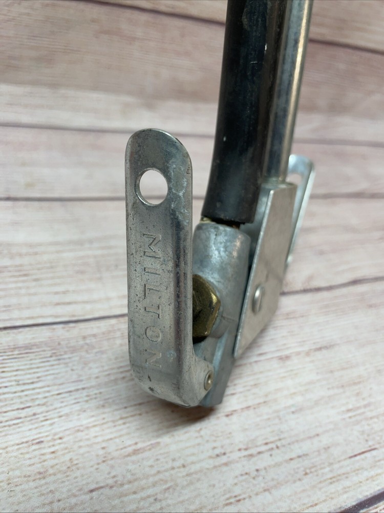 Milton Dual Control Air Blow Gun. 23” Long