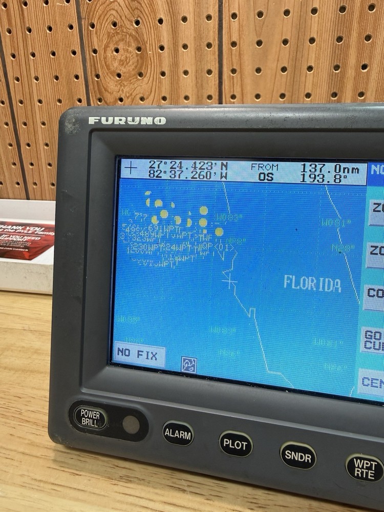 Furuno GP-1850DF Navionics GPS Chartplotter w/Sounder Tested Working With Case