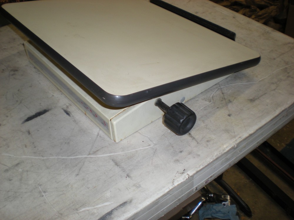 MARVEL! MULTI-MODE TURNTABLE