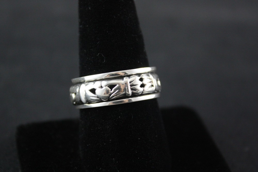.925 Sterling Silver Spinner Ring Claddagh Celtic
