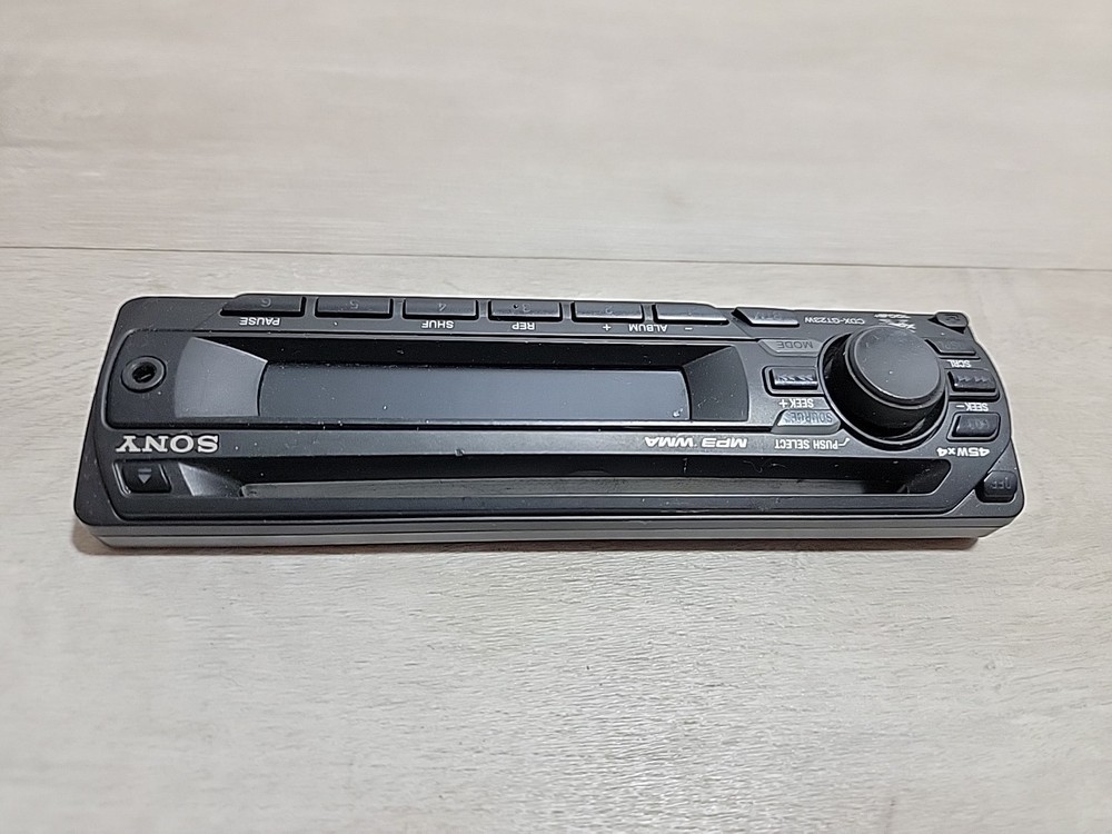 Sony CDX-GT23W Faceplate Replacement