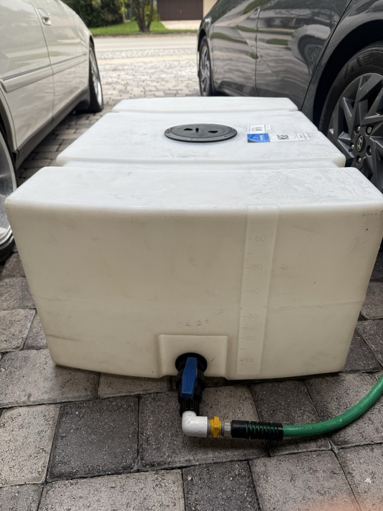 70 Gallon Water Tank