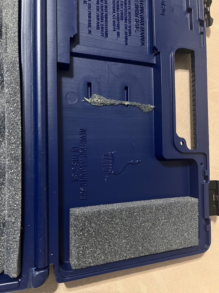 Colt Factory Original Python Elite 4 Inch Stainless Blue Case Box I3040CS