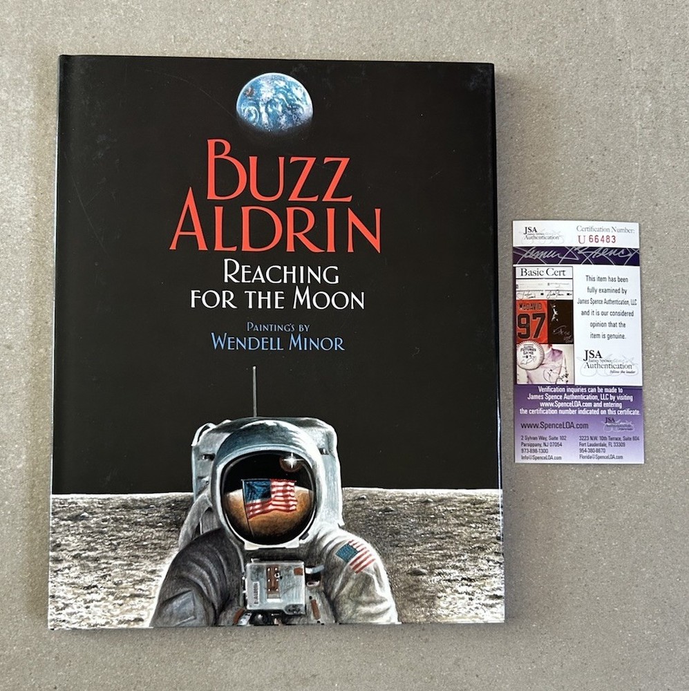BUZZ ALDRIN SIGNED HARDCOVER BOOK REACHING FOR THE MOON AUTHENTICATED + JSA COA