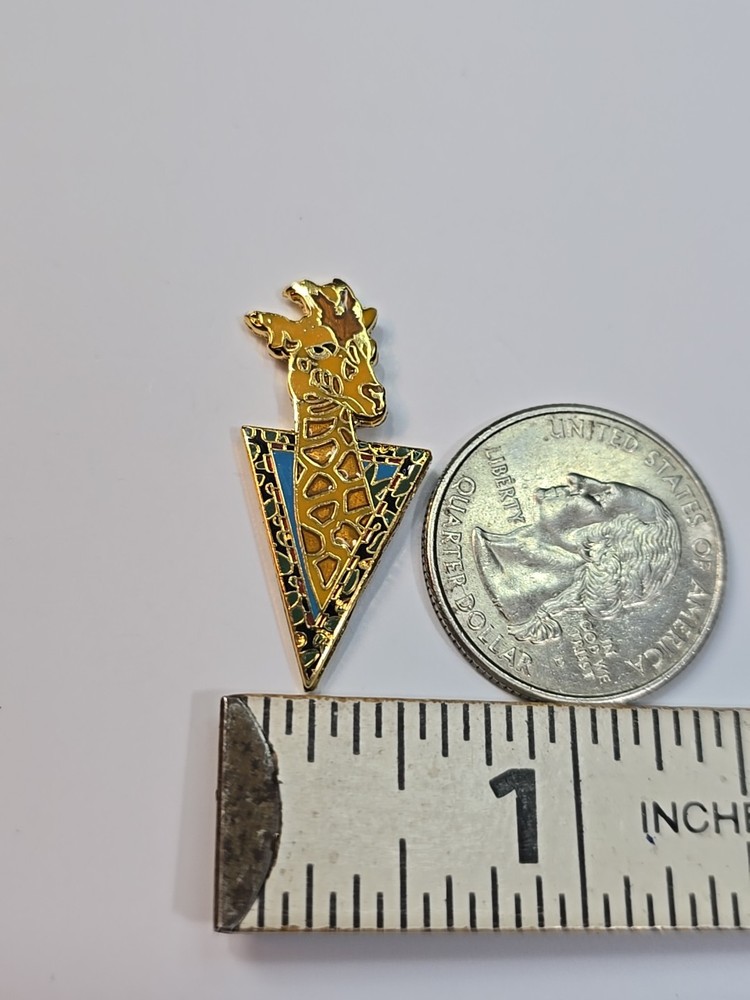 Giraffe Lapel Pin Triangle Shape