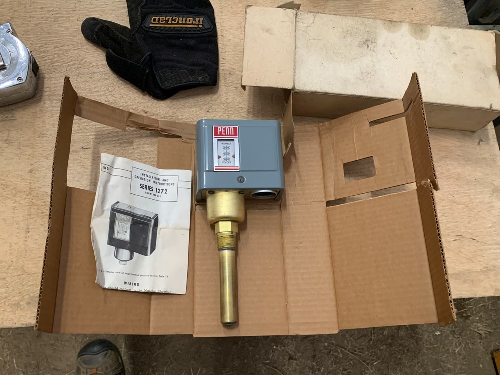 Penn 1272 Temperature Controller - NIB