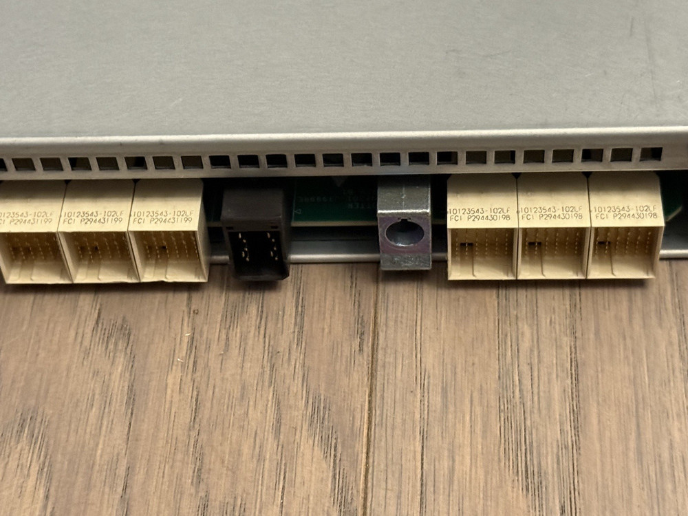 NetApp IOM12 SAS 12Gbps Storage Controller 111-02850+C4 NICE!