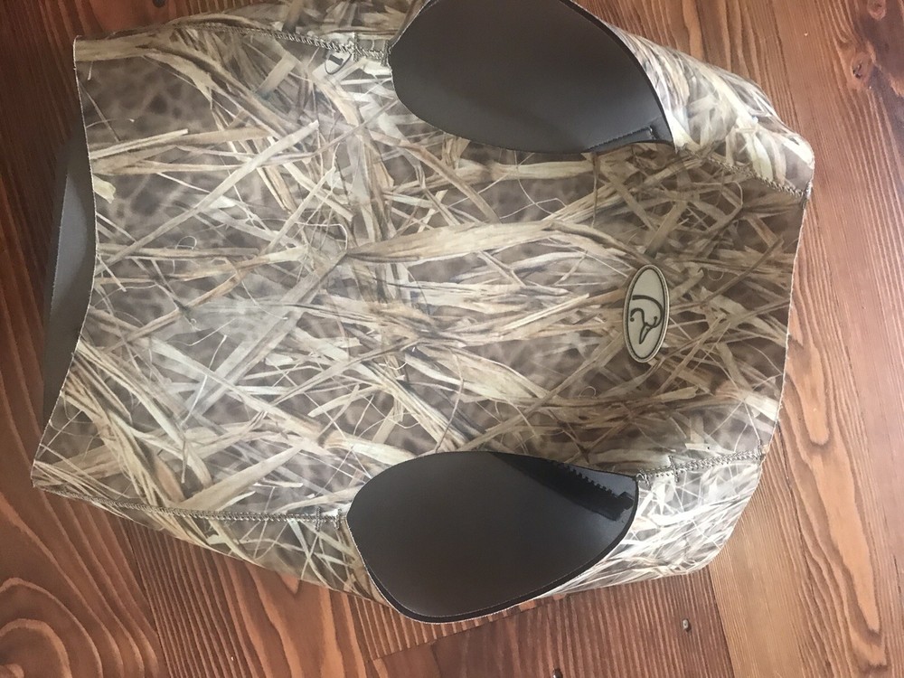 Avery Camo Dog Vest 2XL