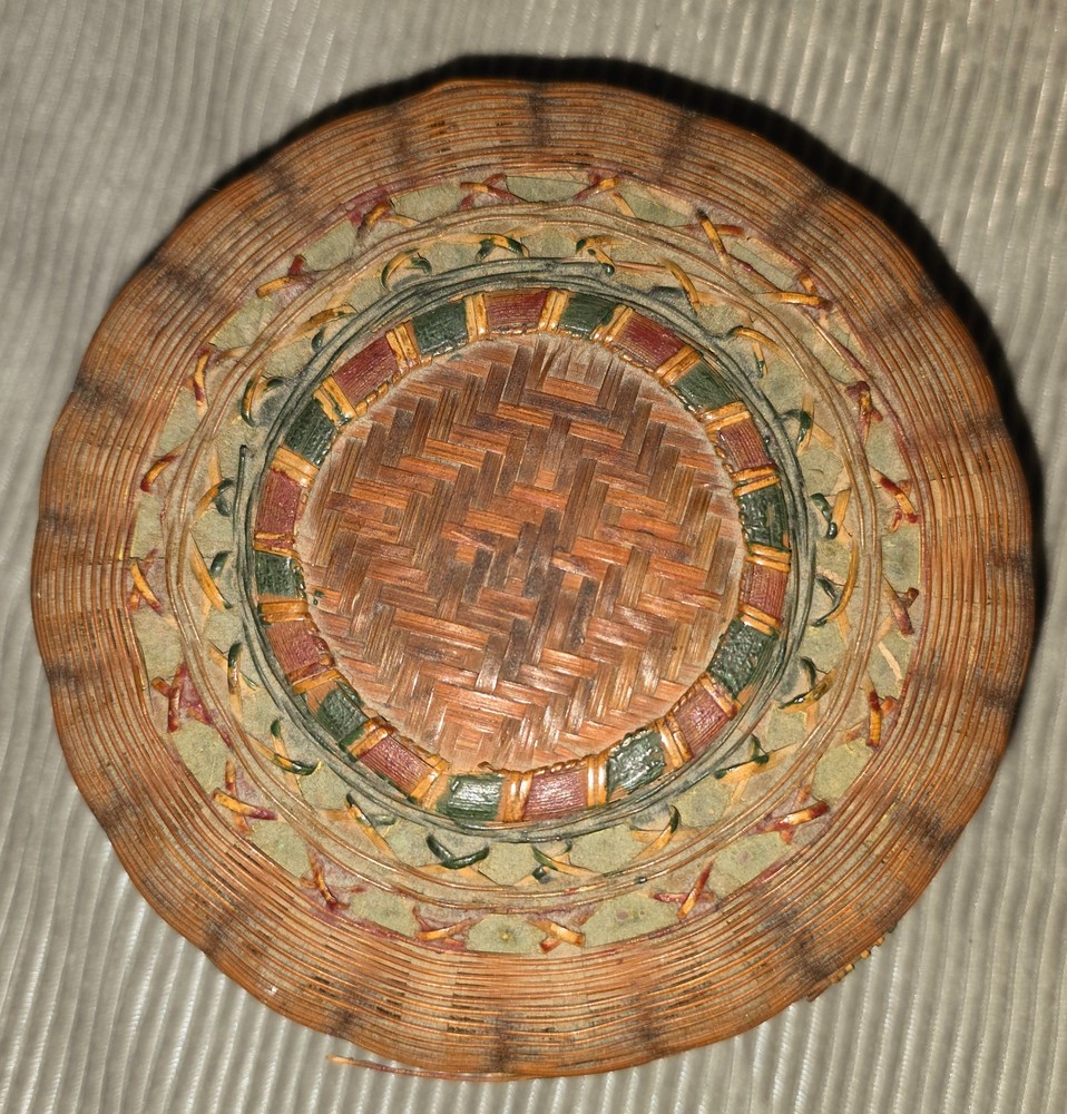 Vintage Asian Chinese Wicker Sewing Nesting Baskets Round Lidded