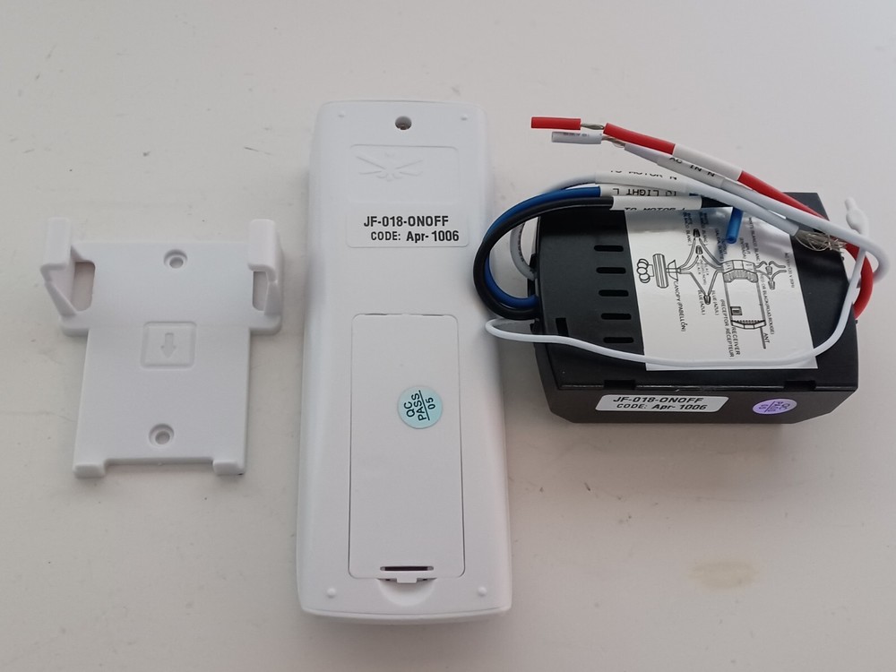 JF-018-X Low Medium High 8 Hour Ceiling Fan Light White Remote & Receiver white