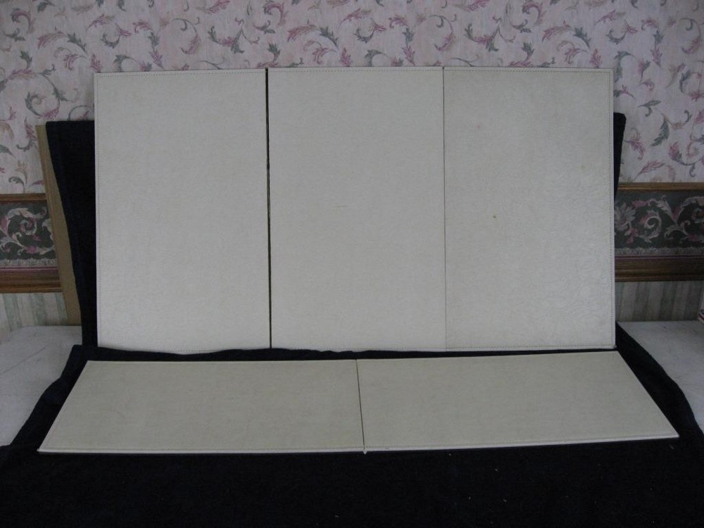 Broyhill Brasilia Round Dining Table Protector Pad