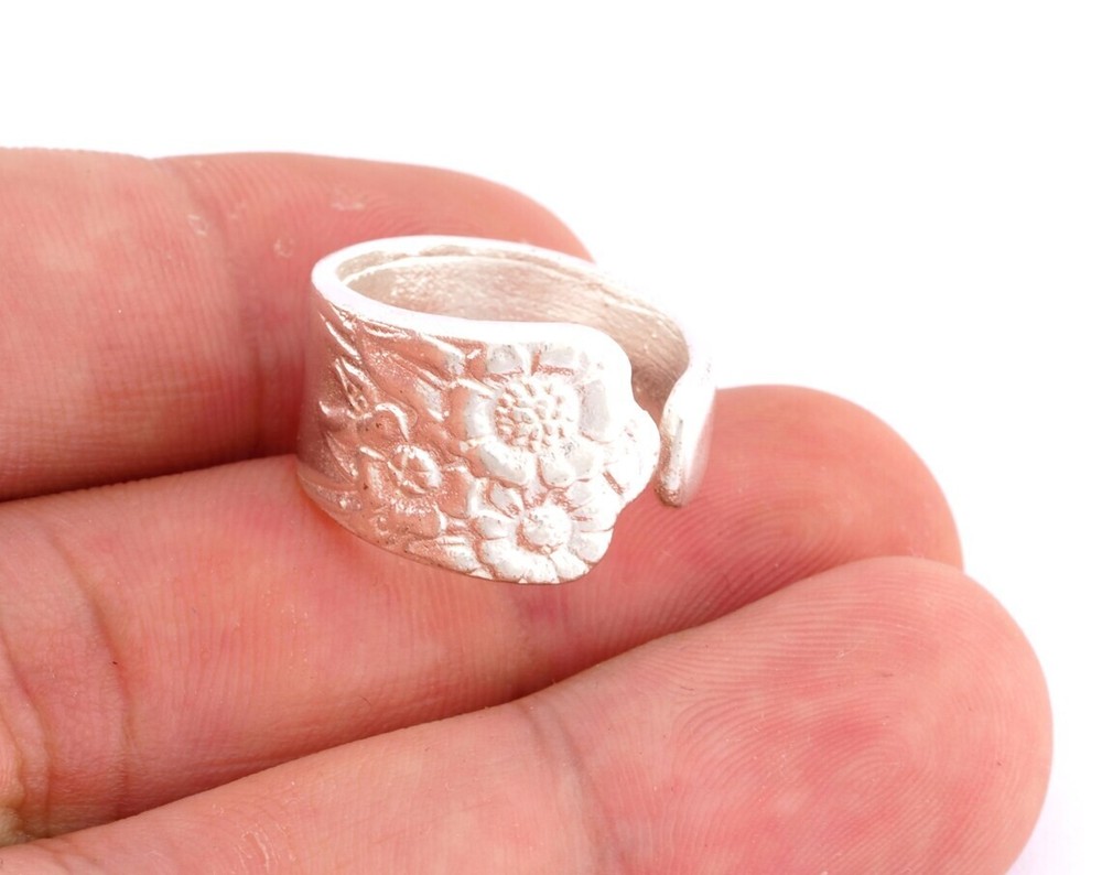 Spoon Flower Patterned Adjustable Ring Shiny Silver Plated Brass 8US size 2543