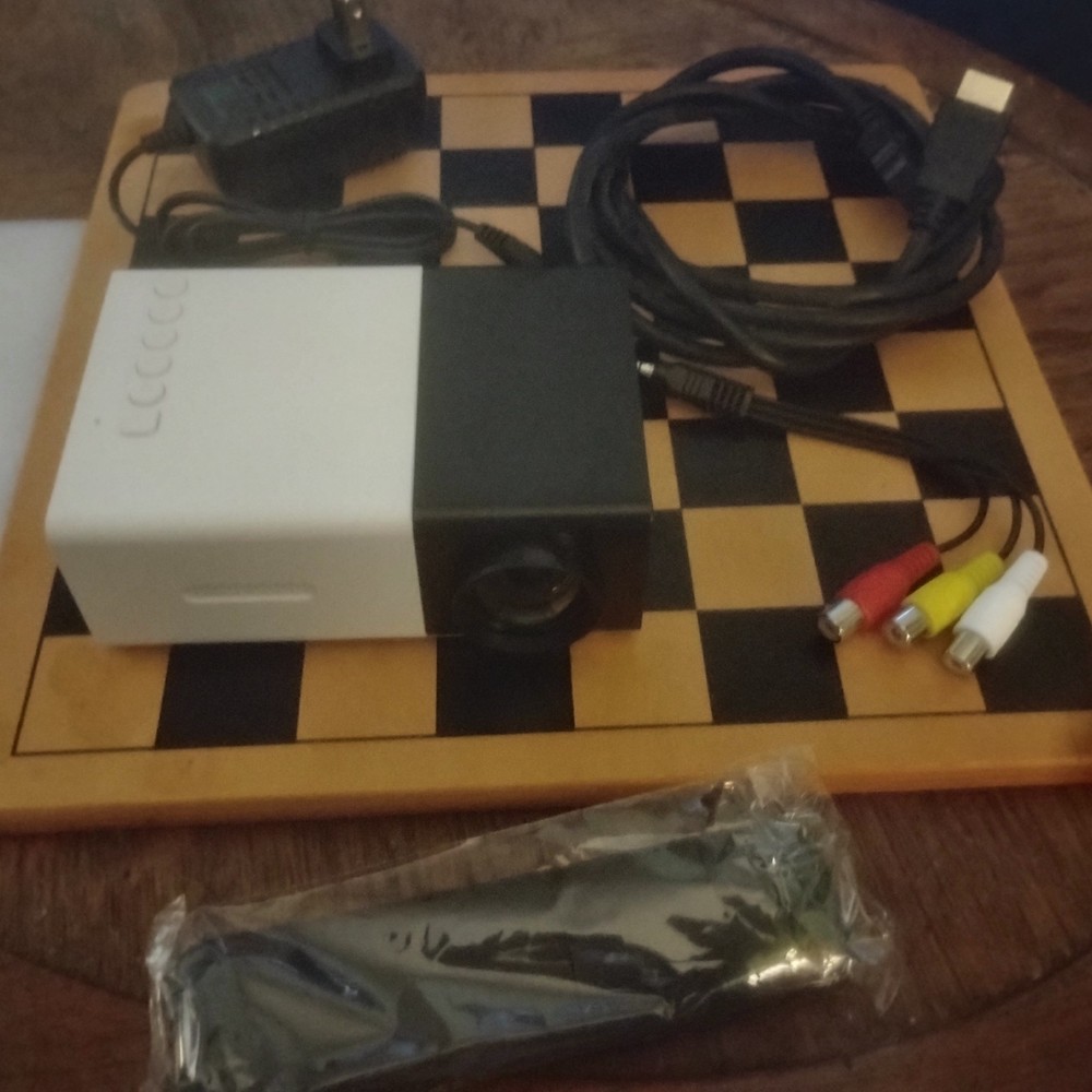 Optoma EX530 DLP Projector
