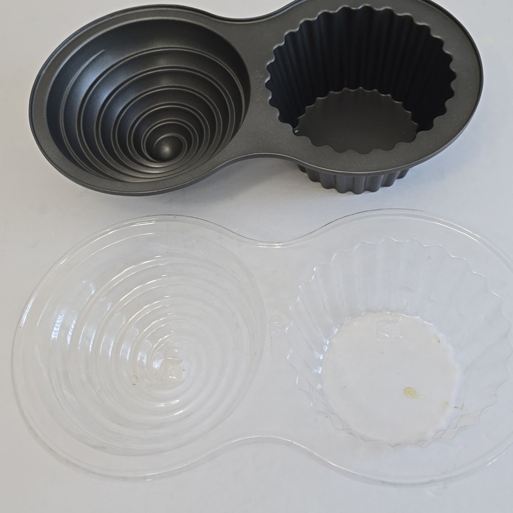 Wilton Giant Dimensions Large Cupcake Pan