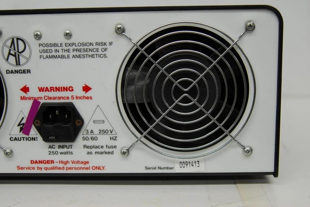 Solos Endoscopy ELS-2 Xenon Arc Automatic Light Source - READ DESCRIPTION