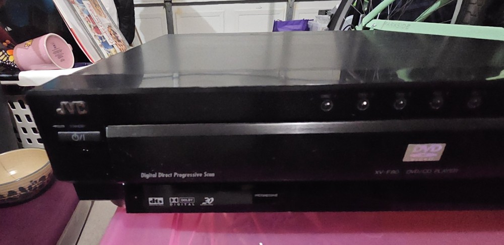 JVC 7 Disc CD Player XV-F80