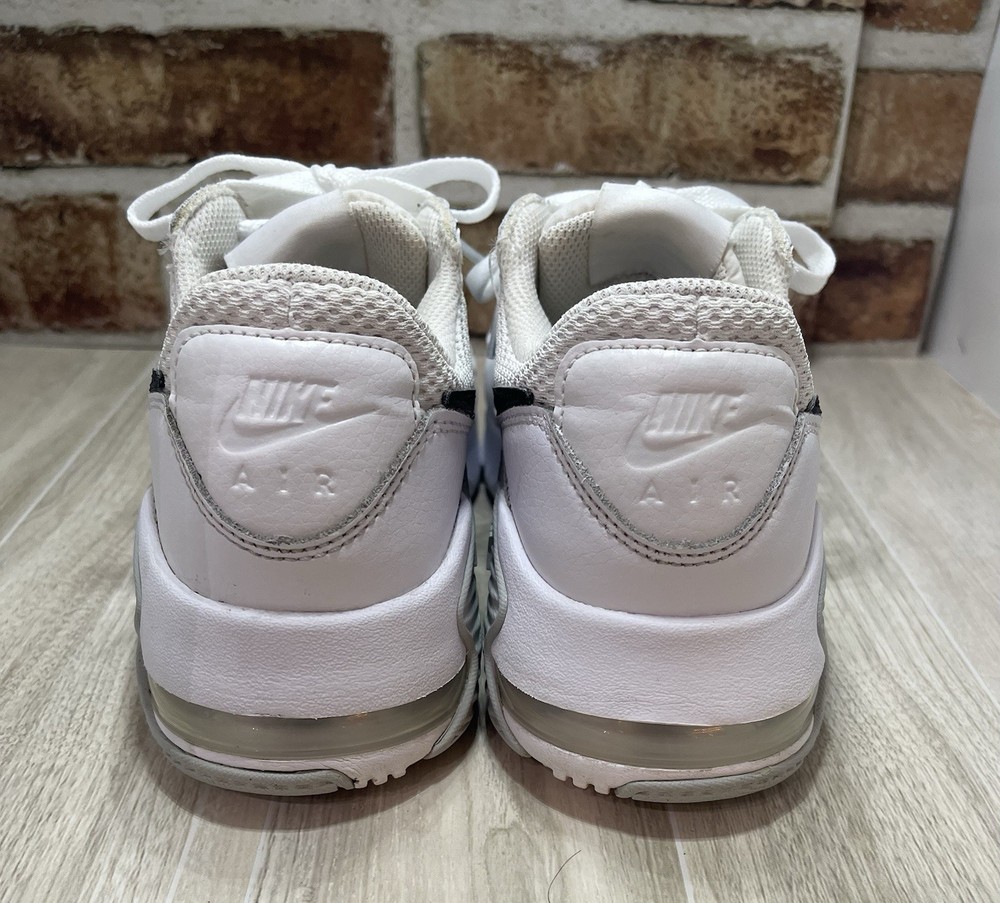 Size 8.5 Nike Air Max Excee White
