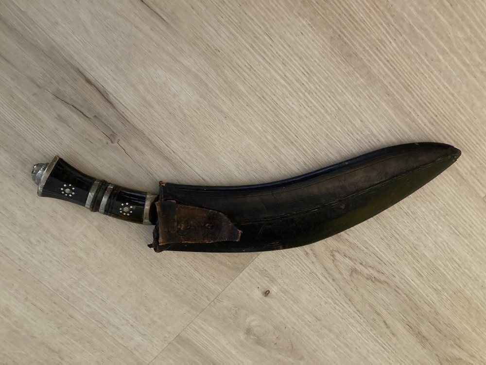 Antique Knife With Leather case