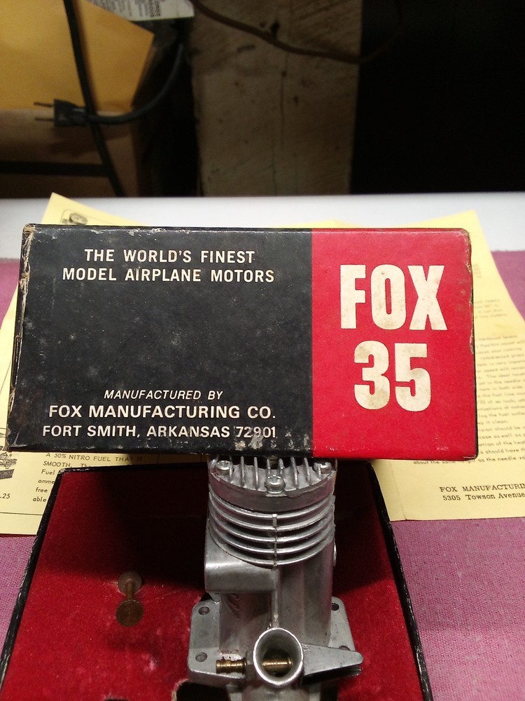 Vintage Fox 35 Model Airplane Engine In The Box