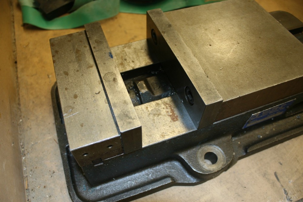 KURT D60 Anglock 6" Precision Machinist Vise