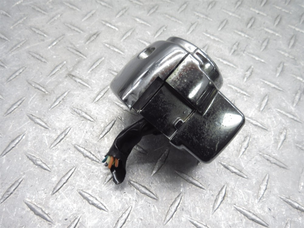 2000 00 01 Harley Davidson FLHTC Electra Glide Classic OEM Left Handlebar Switch