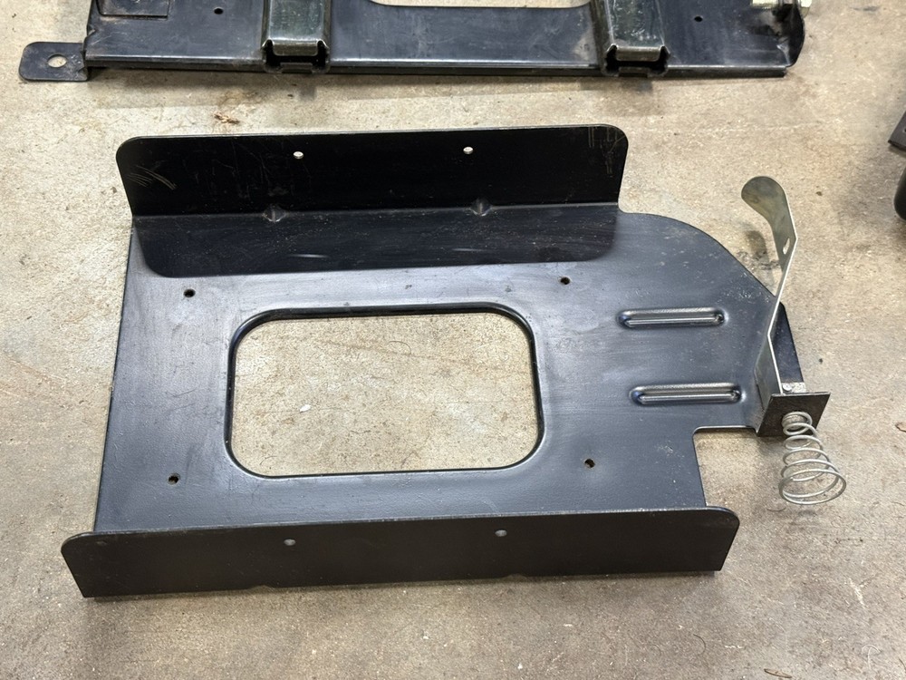 Range Rover Classic LWB 6 Disc CD Changer Assembly With Sliding Drawer Genuine