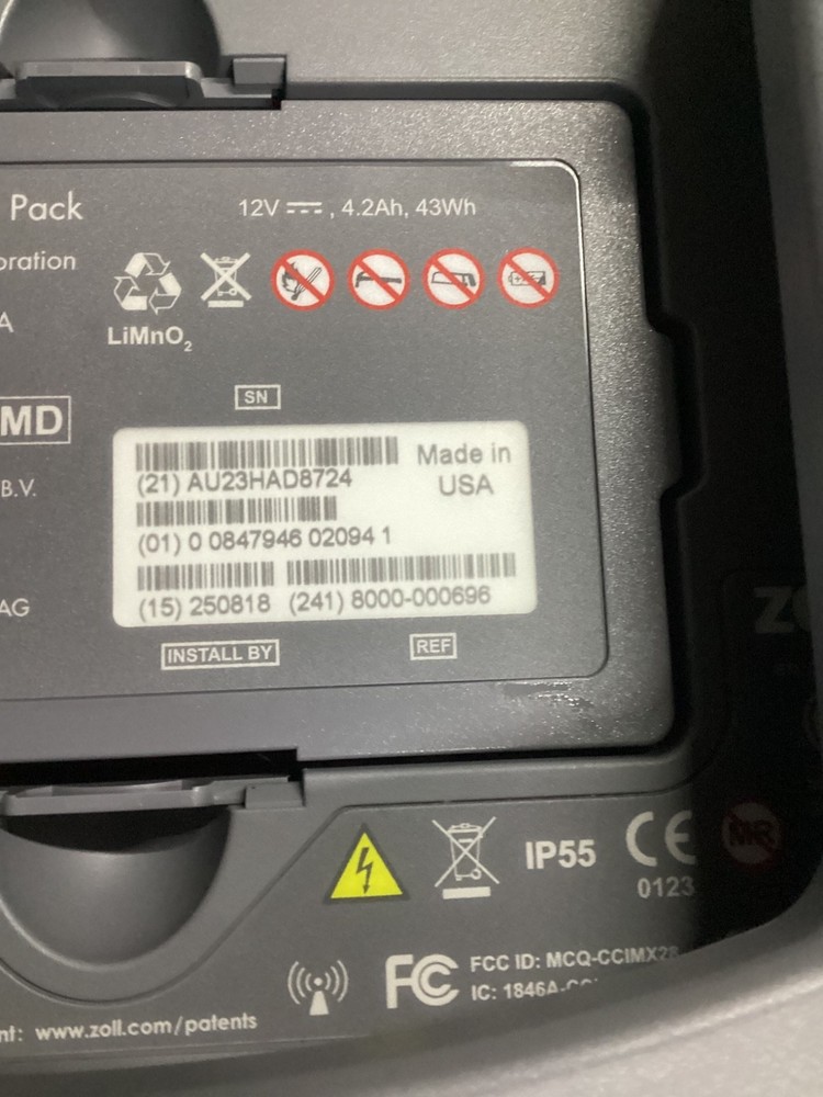Zoll AED 3 Defibrillator Automatic