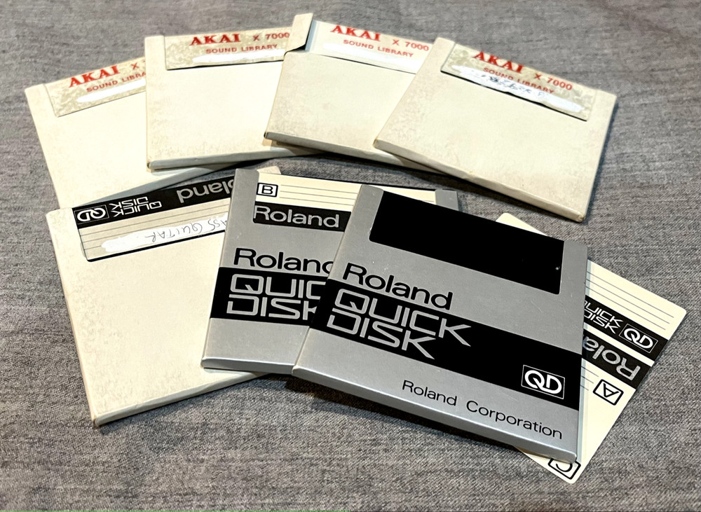 ROLAND QUICK DISK - 7 Disks! - Akai X 7000 - Sampler - Vintage - Disc