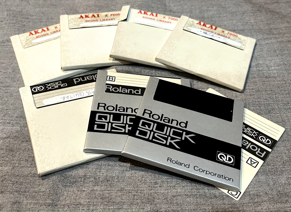 ROLAND QUICK DISK - 7 Disks! - Akai X 7000 - Sampler - Vintage - Disc