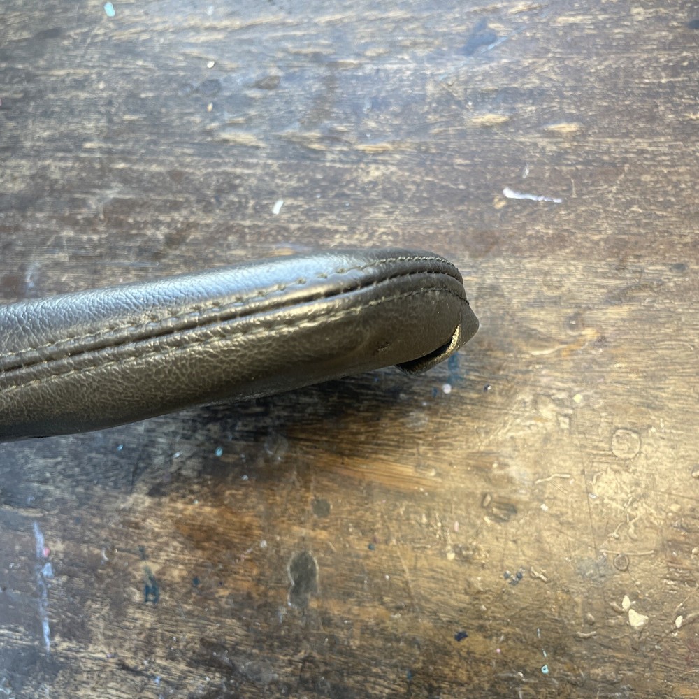 2001 Jaguar XK8 Hand Brake Boot ** WEAR ** READ**