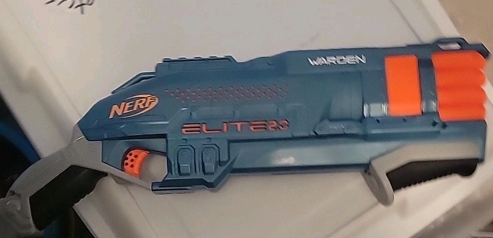 Nerf Elite 2.0 Warden DB-8 Blaster🔫🔫🔫