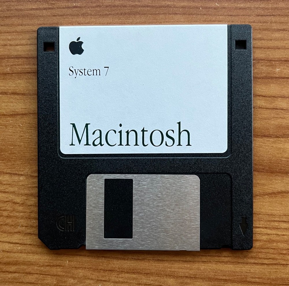 Apple Macintosh Startup Disk for Vintage Mac - System 7.0.1 1.44MB Disk