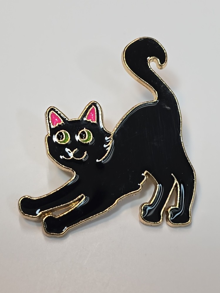Black Cat Stretching Lapel Pin