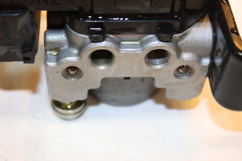 2017 Suzuki SV 650 ABS Pump Unit Module Control 55610-18k00